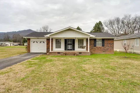 1101 Betsy Pack Dr, Jasper, TN 37347