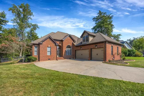 3291 Stepping Rock Dr, Apison, TN 37302