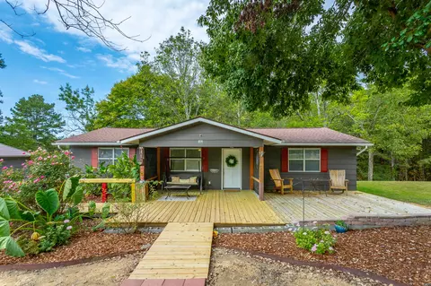 234 Pine Hill Rd, Tunnel Hill, GA 30755