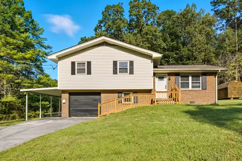 8357 Randall Ct, Hixson, TN 37343