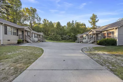1152 Magnolia St, Lafayette, GA 30728