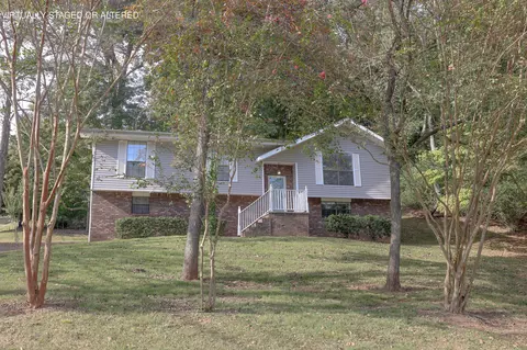 7622 Cove Ridge Dr, Hixson, TN 37343