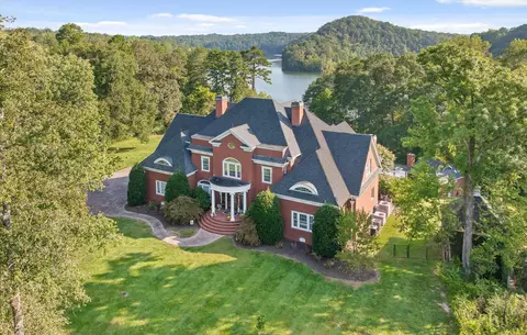 11312 Hixson Pike, Soddy Daisy, TN 37379