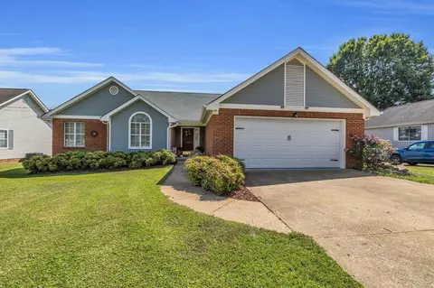 5720 Edgmon Rd, Ooltewah, TN 37363