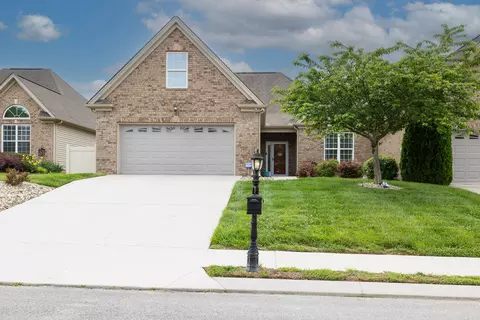 1978 Belleau Village Ln, Chattanooga, TN 37421