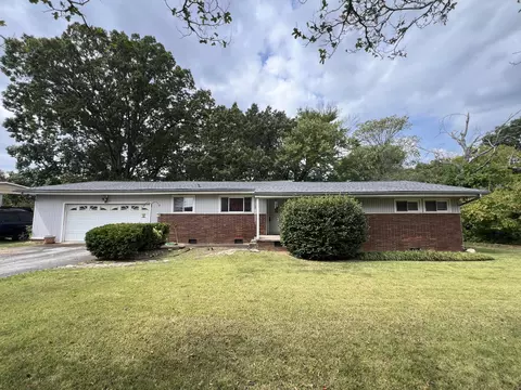 4511 Murray Hills Dr, Chattanooga, TN 37416