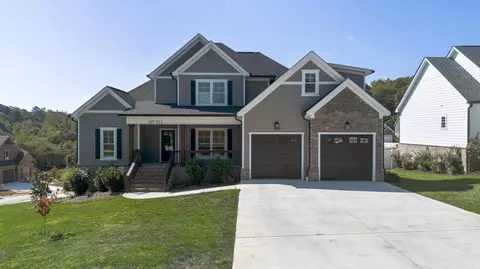 213 Goose Creek Cir, Soddy Daisy, TN 37379