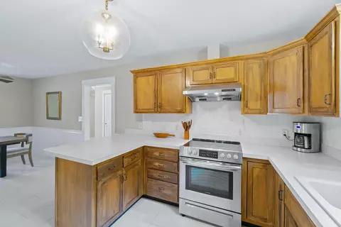 Kitchen - 137 Dylan Dr, Ringgold, GA 30736 photo 3 of 3