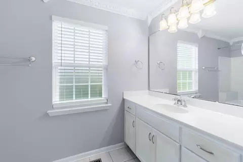 Bath - 137 Dylan Dr, Ringgold, GA 30736 photo 1 of 4