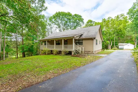 54 Vaughn Dr, Rock Spring, GA 30739