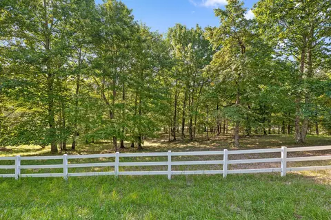 Exterior - 68 Bluff View Dr, Dunlap, TN 37327 photo 8 of 28
