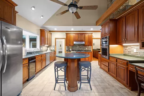 Kitchen - 68 Bluff View Dr, Dunlap, TN 37327 photo 1 of 6