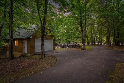 Exterior - 68 Bluff View Dr, Dunlap, TN 37327 photo 5 of 28