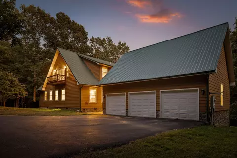 Exterior - 68 Bluff View Dr, Dunlap, TN 37327 photo 4 of 28