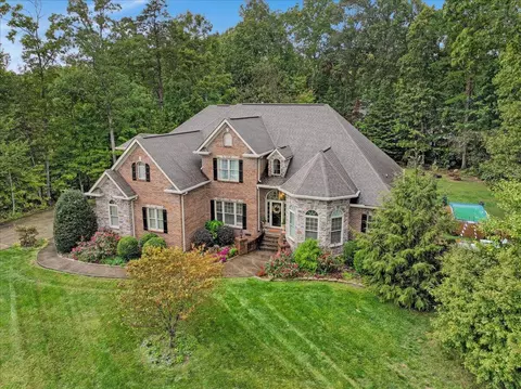 3349 Cloudcrest Trl, Signal Mountain, TN 37377