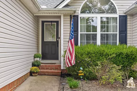 1871 Clear Brook Ct, Chattanooga, TN 37421