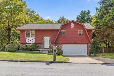 434 Stone Ridge Dr, Hixson, TN 37343