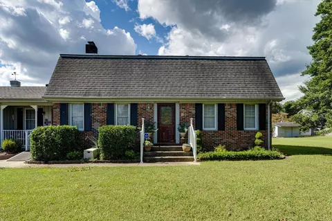 1103 Hudson Ave, Jasper, TN 37347