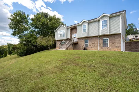 Exterior - 15 Easy St, Ringgold, GA 30736 photo 4 of 8