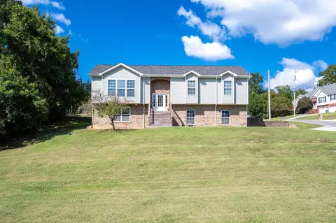 Exterior - 15 Easy St, Ringgold, GA 30736 photo 3 of 8