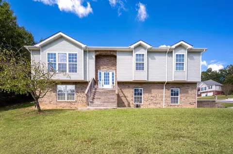 Exterior - 15 Easy St, Ringgold, GA 30736 photo 2 of 8