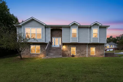 15 Easy St, Ringgold, GA 30736