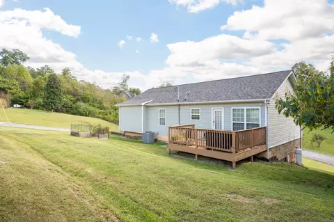 Exterior - 15 Easy St, Ringgold, GA 30736 photo 7 of 8
