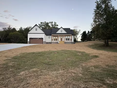 645 Arlis Ave, Dayton, TN 37321