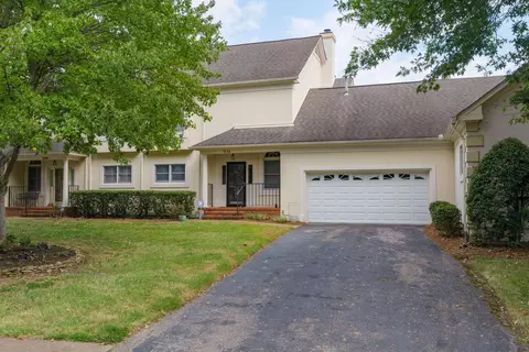 1134 Constitution Dr, Chattanooga, TN 37405