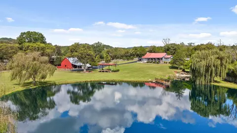 148 Carroll Rd, Wildwood, GA 30757