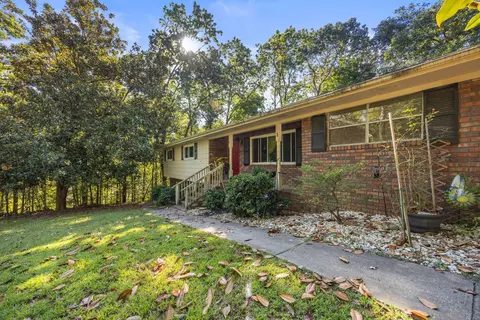 207 Royal Oak Dr, Dalton, GA 30721