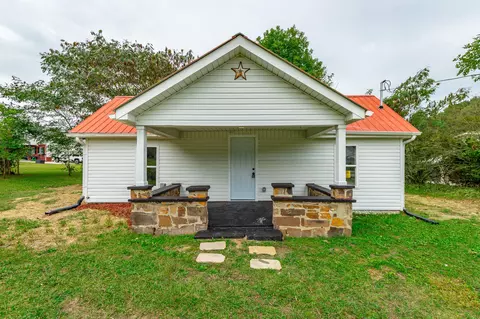 34 Kemp Rd, Lafayette, GA 30728