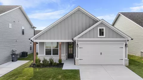 6587 Elizabeth Ann Way #97, Ooltewah, TN 37363
