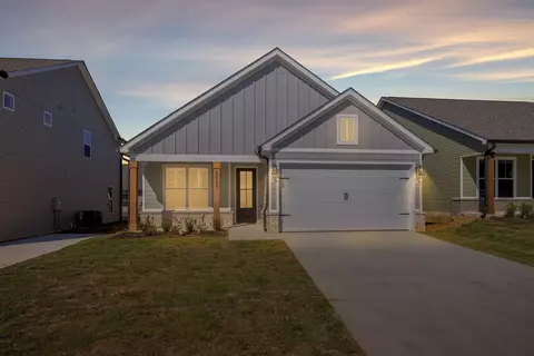 6587 Elizabeth Ann Way #97, Ooltewah, TN 37363