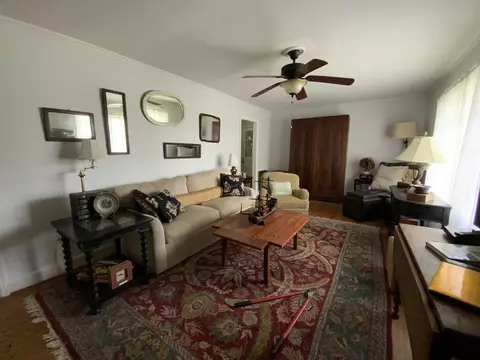 Living - 22 E 5th St, Jasper, TN 37347 photo 1 of 2