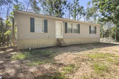 204 County Road 906, Etowah, TN 37331