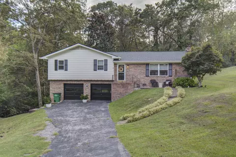 172 Hickory Cir, Ringgold, GA 30736