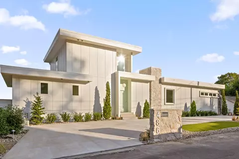 486 E View Dr, Chattanooga, TN 37404