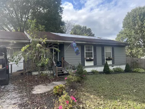 146 Fescue Dr, Chickamauga, GA 30707
