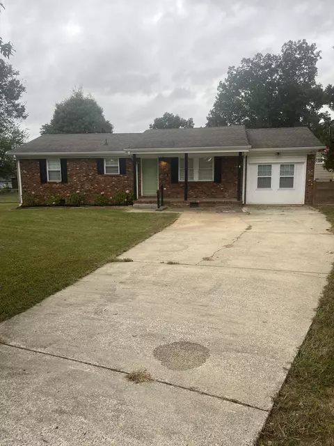 1876 N Prairie Cir, Hixson, TN 37343