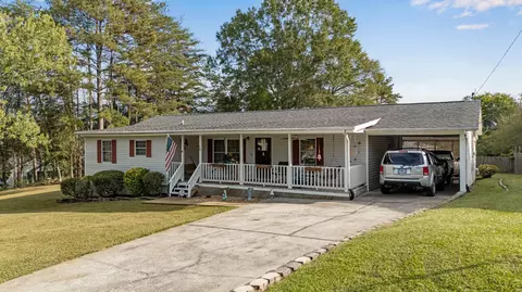 79 Hobart Ln, Lafayette, GA 30728