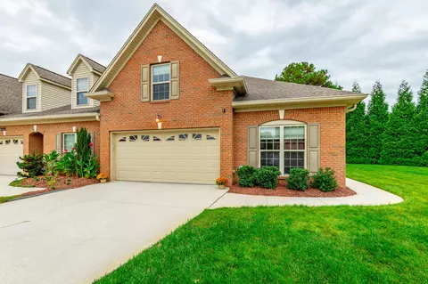7763 Lenox Trace Dr, Hixson, TN 37343