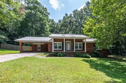 120 SE Blackwood Ct SE, Calhoun, GA 30701