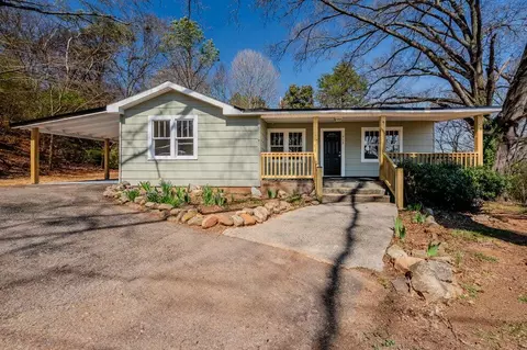 908 Gilbert Ln, Lafayette, GA 30728