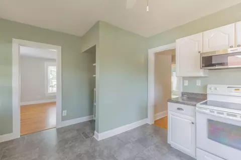 Entry Way - 10 Ormand Dr, Chattanooga, TN 37415 photo 2 of 3