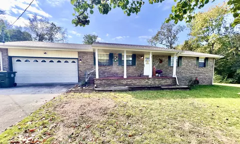 129 Cedar Grove Ln, Fort Oglethorpe, GA 30742
