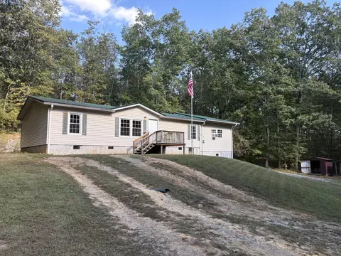 117 Varnell Rd, Lookout Mountain, GA 30750