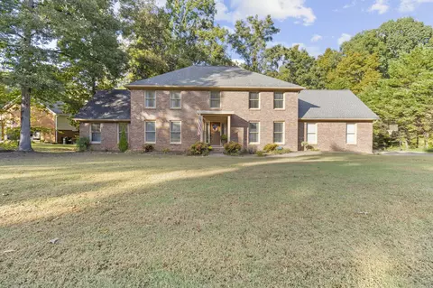 7705 Royal Harbour Cir, Ooltewah, TN 37363