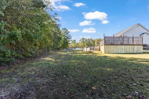 Exterior - 533 Van Dell Dr, Rock Spring, GA 30739 photo 8 of 10