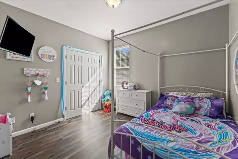 Bedroom - 533 Van Dell Dr, Rock Spring, GA 30739 photo 4 of 4